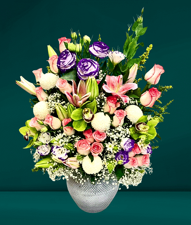 Pastel Elegance Grand Vase