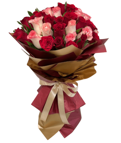 red and jumelia roses handbunch